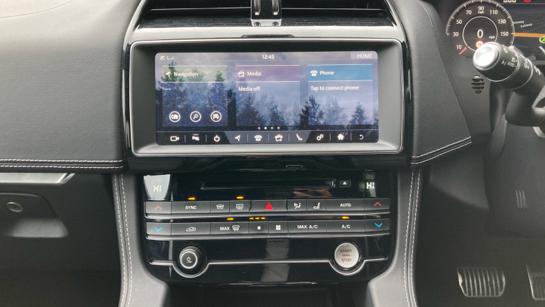 Jaguar F-Pace 2.0d [180] Chequered Flag 5dr Auto AWD Diesel Estate